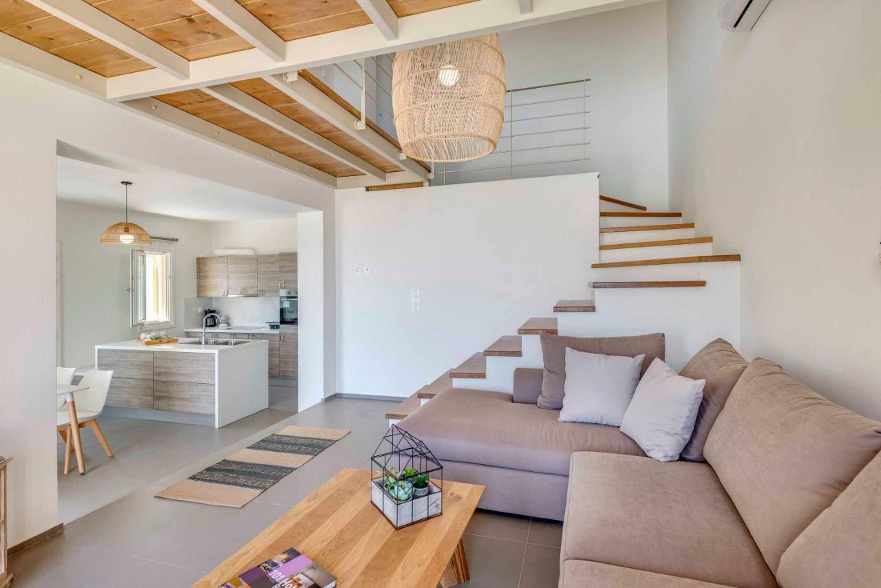 Villa Alba In Syros With Private Jacuzzi 阿佐里姆诺斯 外观 照片