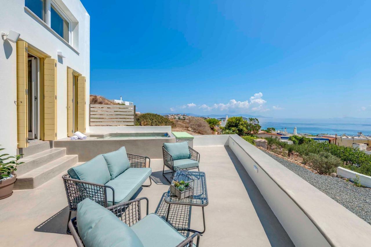 Villa Alba In Syros With Private Jacuzzi 阿佐里姆诺斯 外观 照片